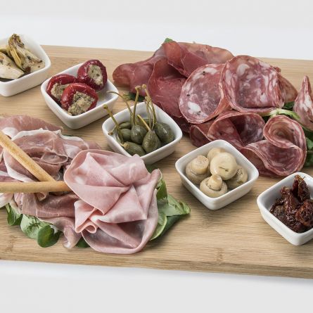 Il tagliere Robo con salumi e formaggi